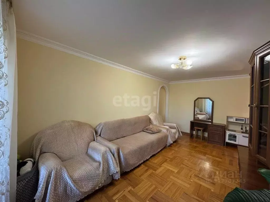 3-к кв. Карачаево-Черкесия, Черкесск Красная ул., 12 (58.8 м) - Фото 0