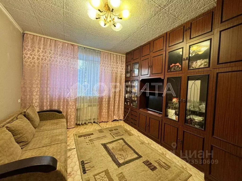 1-к кв. Тюменская область, Тюмень ул. Станционная, 34/2 (48.7 м) - Фото 2