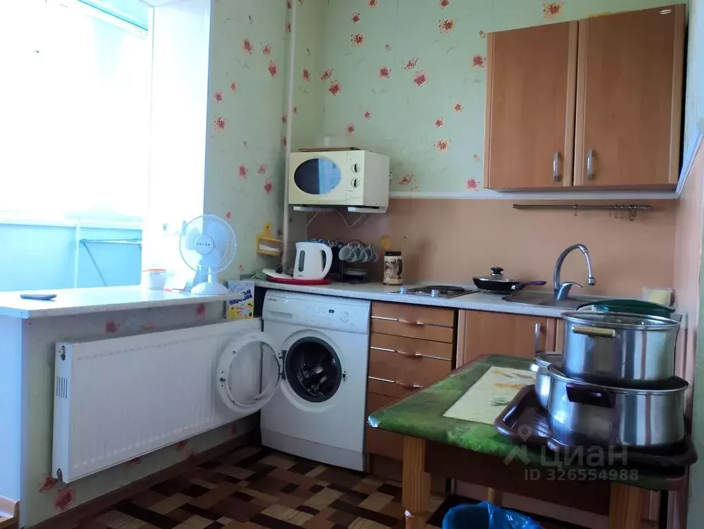 1-к кв. Крым, Щелкино Ленинский район, 3-й мкр, 94А (34.0 м) - Фото 2