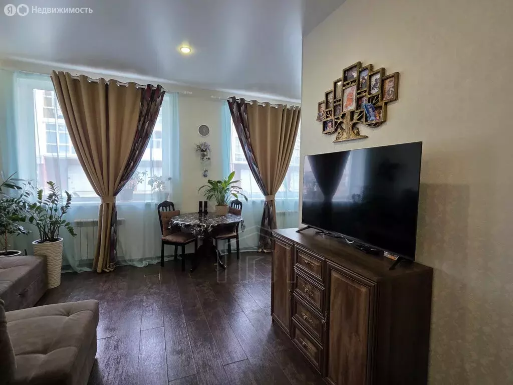 2-комнатная квартира: Иркутский муниципальный округ, рабочий посёлок ... - Фото 1