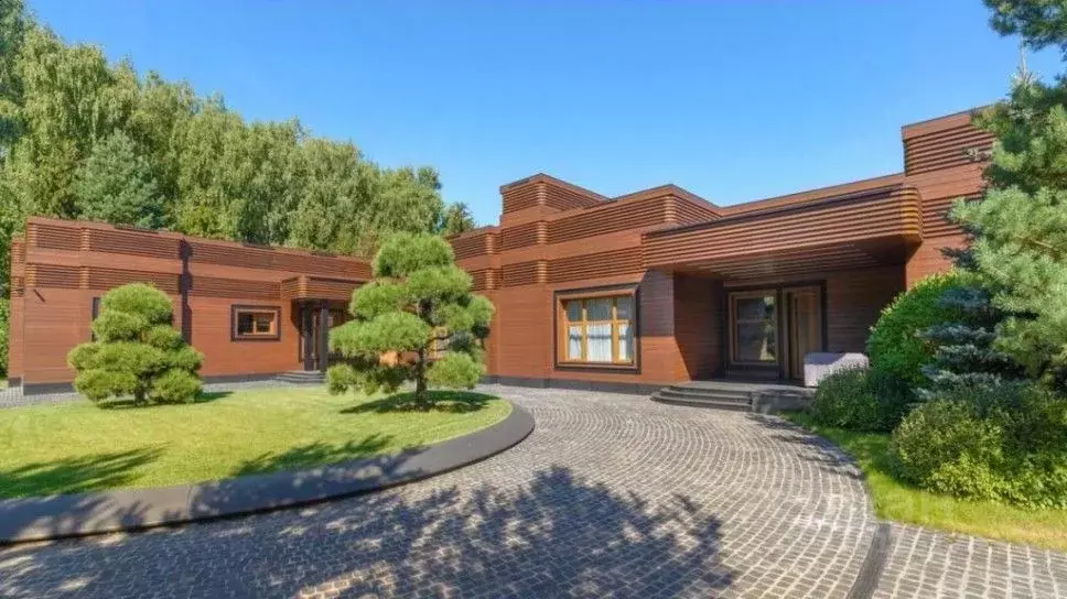 Коттедж в Московская область, Одинцовский городской округ, д. Жуковка  ... - Фото 1