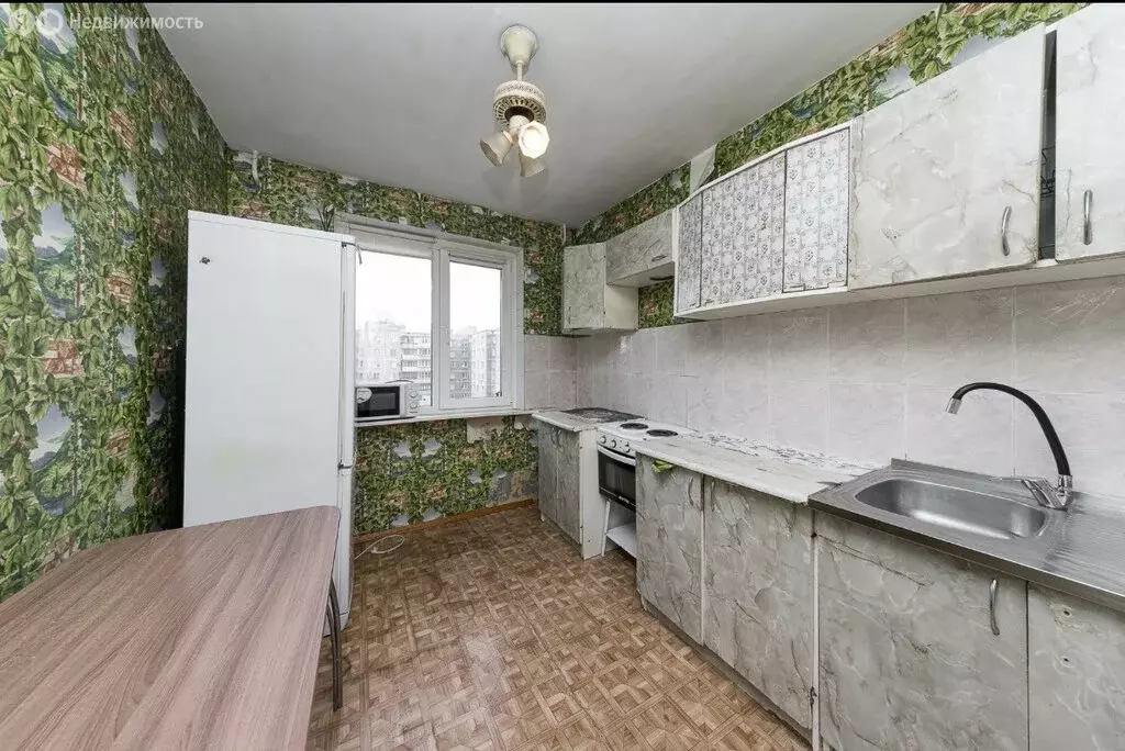 3-комнатная квартира: Челябинск, улица 40-летия Победы, 14 (65.5 м) - Фото 1