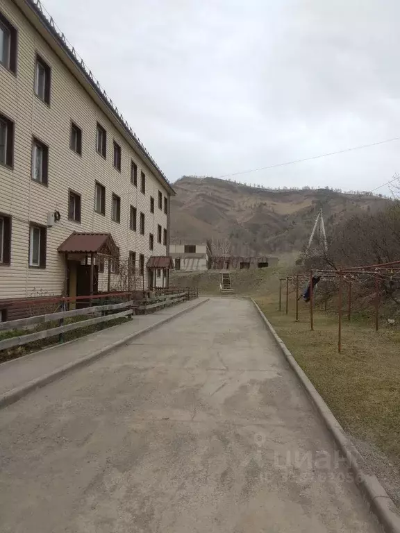2-к кв. Алтай, Чемальский район, с. Толгоек ул. Энергетиков, 1 (46.4 ... - Фото 0