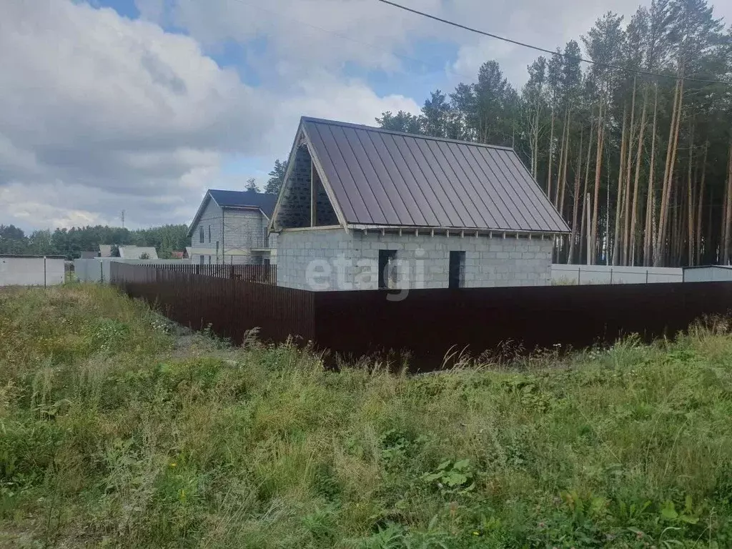 Дом в Свердловская область, Асбест ул. Сурикова (43 м) - Фото 0