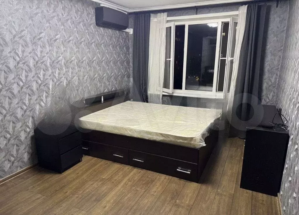 1-к. квартира, 32 м, 9/9 эт. - Фото 0