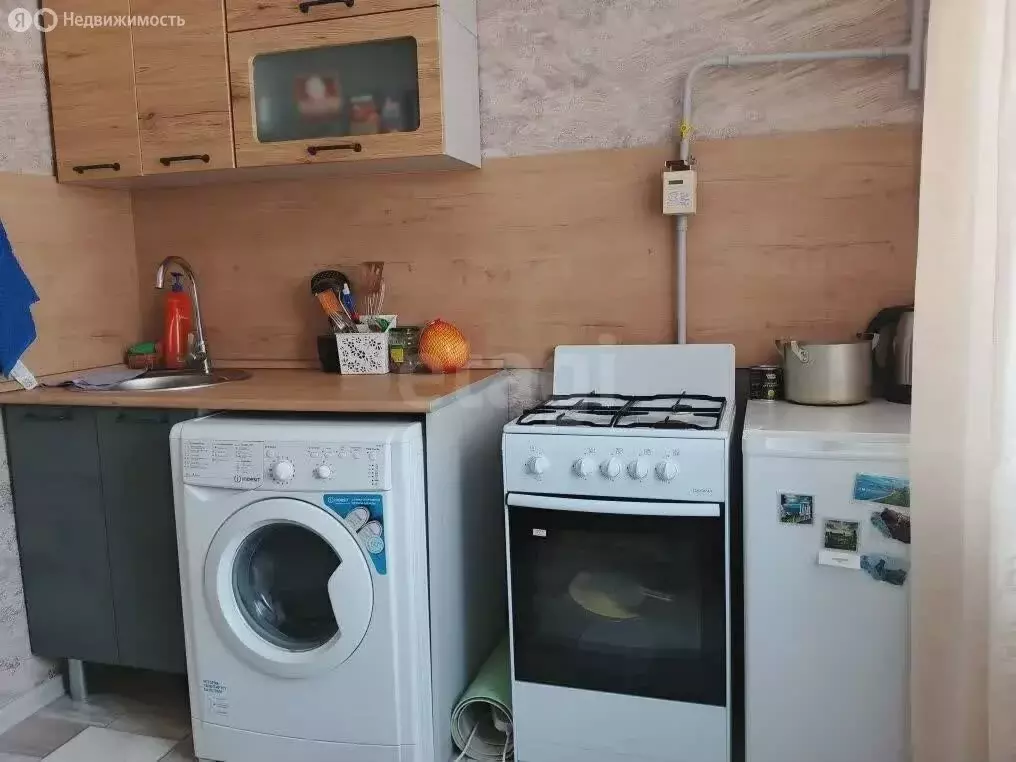 1-комнатная квартира: Омск, 2-й микрорайон, Лесной проезд, 3 (32 м) - Фото 1