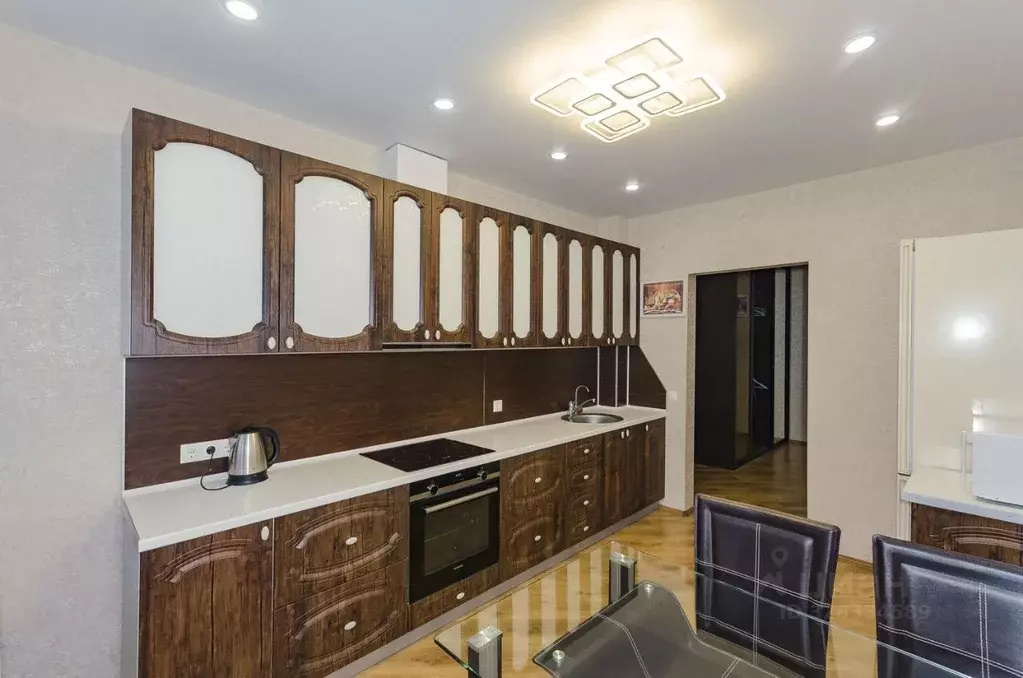 2-к кв. Свердловская область, Екатеринбург ул. Готвальда, 6к4 (83.0 м) - Фото 2