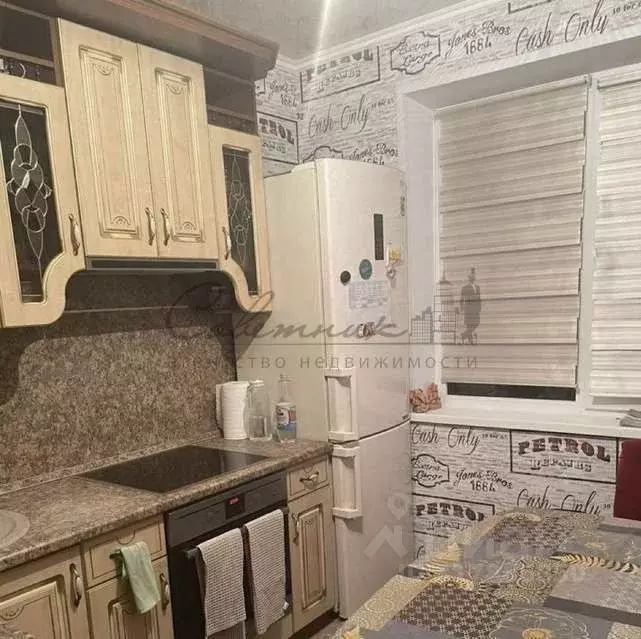 2-к кв. Белгородская область, Старый Оскол Королева мкр, 8 (54.0 м) - Фото 1