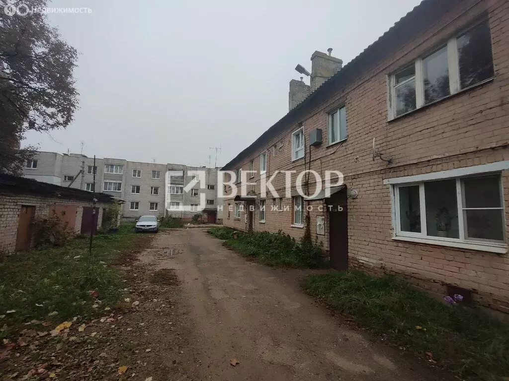 2-комнатная квартира: Дубки, улица Некрасова, 4 (36 м) - Фото 0