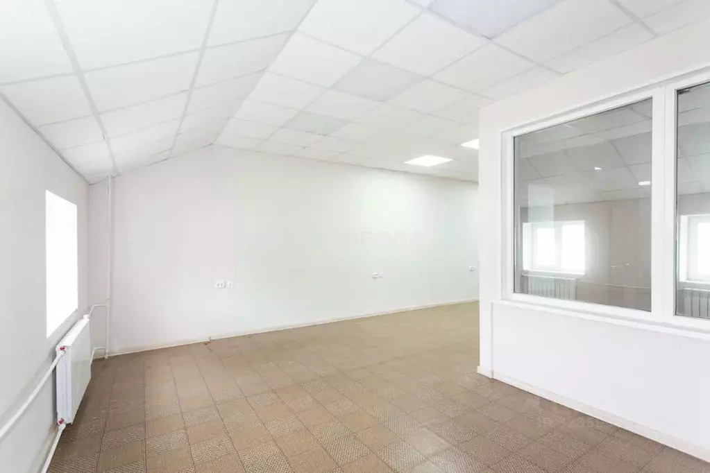 Офис в Новосибирская область, Новосибирск Северо-Чемской жилмассив, ... - Фото 1