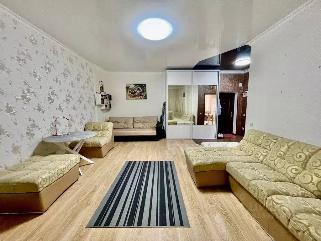 1-к кв. Краснодарский край, Геленджик ул. Нахимова, 33 (65.0 м) - Фото 0