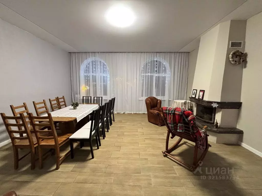Дом в Челябинская область, Челябинск Васильковая ул., 7 (270 м) - Фото 0