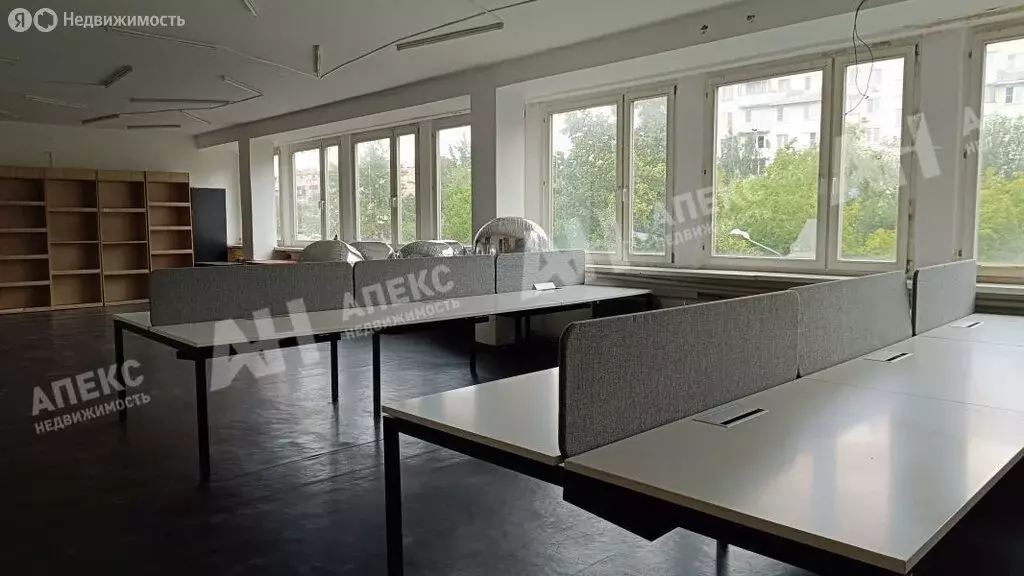 Помещение свободного назначения (2500 м) - Фото 1