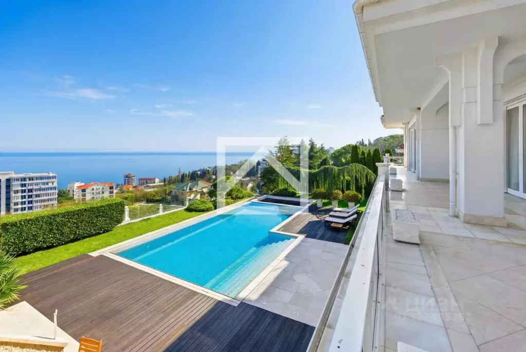 Дом в Крым, Керчь ул. Коммунаров, 3 (890 м) - Фото 2