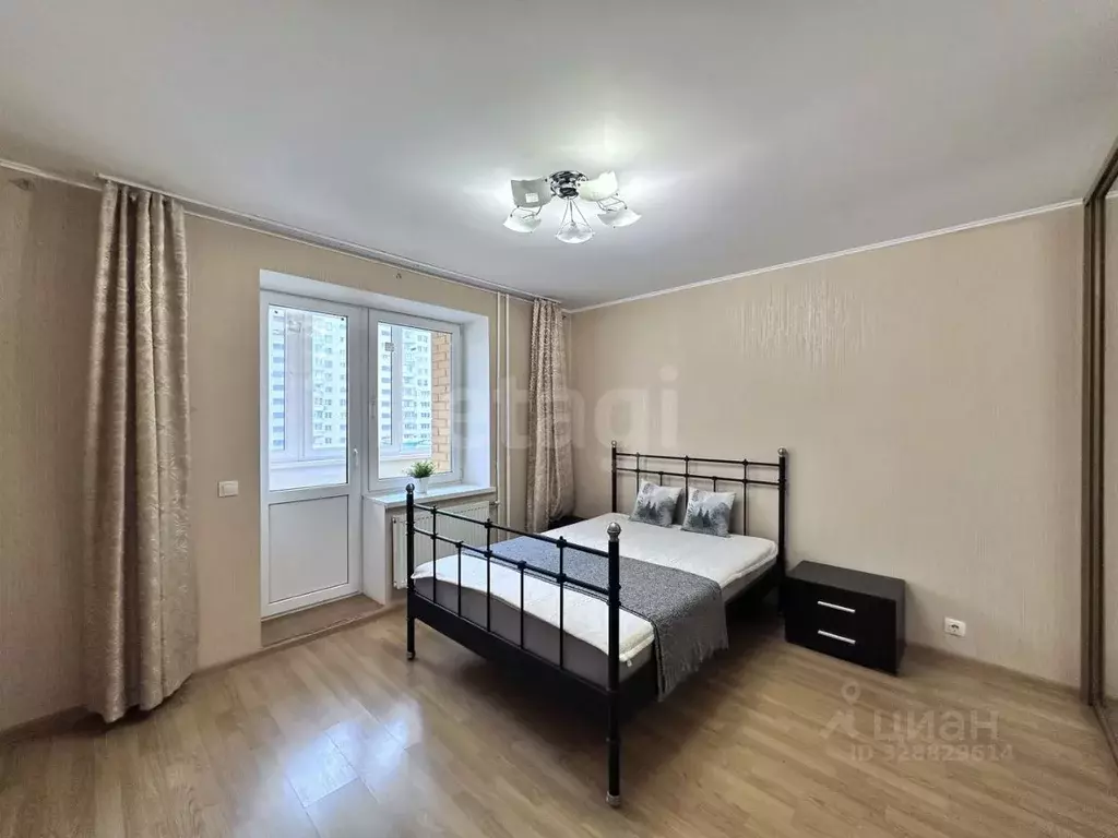 3-к кв. Санкт-Петербург Гаккелевская ул., 33к1 (73.8 м) - Фото 1