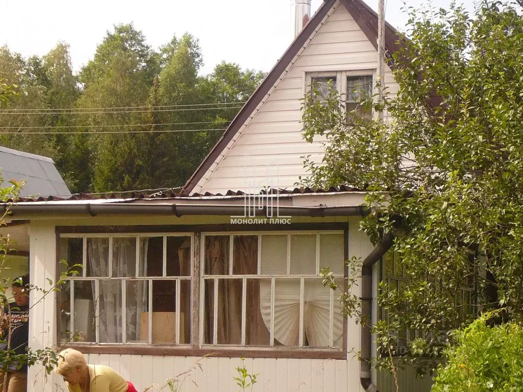 Дом в Ленинградская область, Кингисеппский район, Большелуцкое с/пос, ... - Фото 1