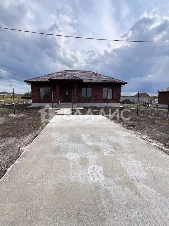 Дом в Белгородская область, Старый Оскол ул. Андреевская (115 м) - Фото 0