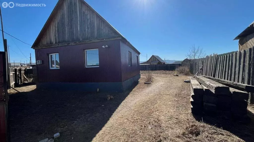 Дом в село Нижний Саянтуй, ДНТ Кипарис, Фермерская улица (56 м) - Фото 1