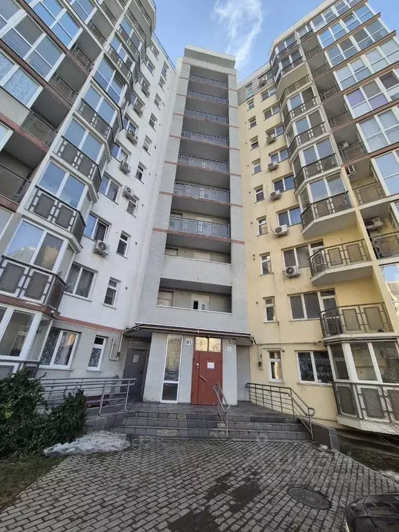 2-к кв. Крым, Симферополь ул. Батурина, 91 (55.0 м) - Фото 1