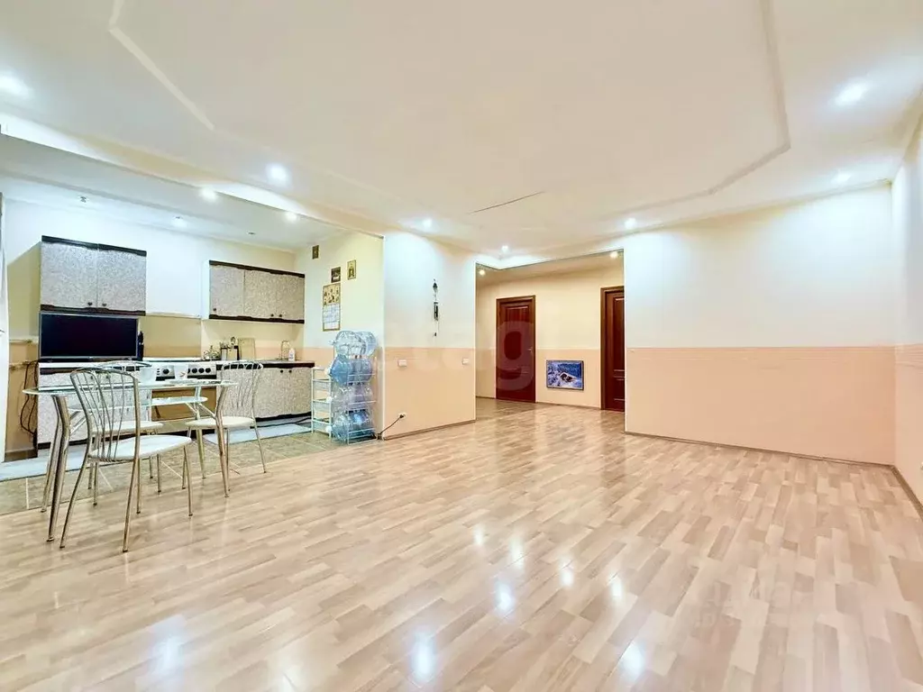 4-к кв. Вологодская область, Череповец просп. Победы, 175 (78.6 м) - Фото 1