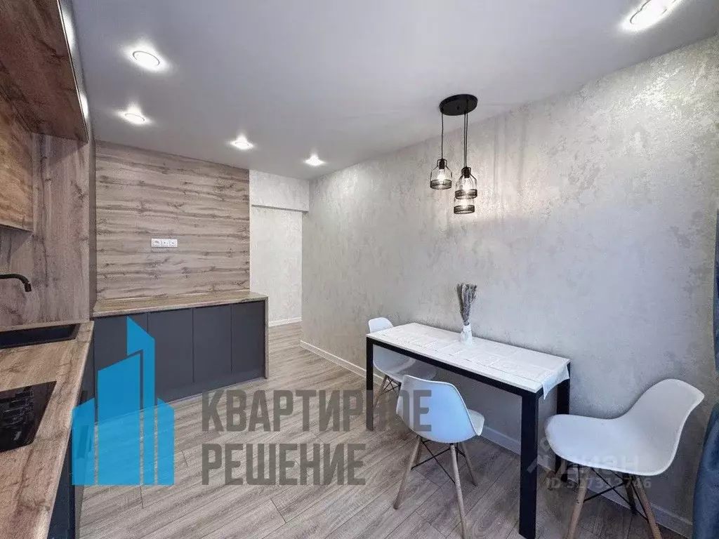 2-к кв. Омская область, Омск Взлетная ул., 3А (53.0 м) - Фото 2