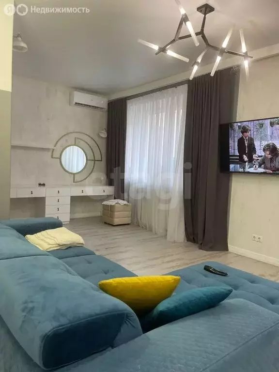 Квартира-студия: Набережные Челны, Портовая улица, 59 (55.3 м) - Фото 1