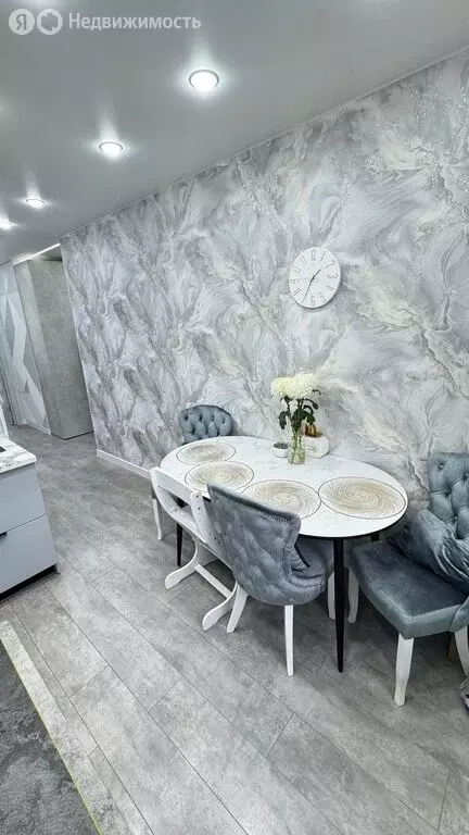 4-комнатная квартира: Братск, улица Гагарина, 91 (78.2 м) - Фото 2