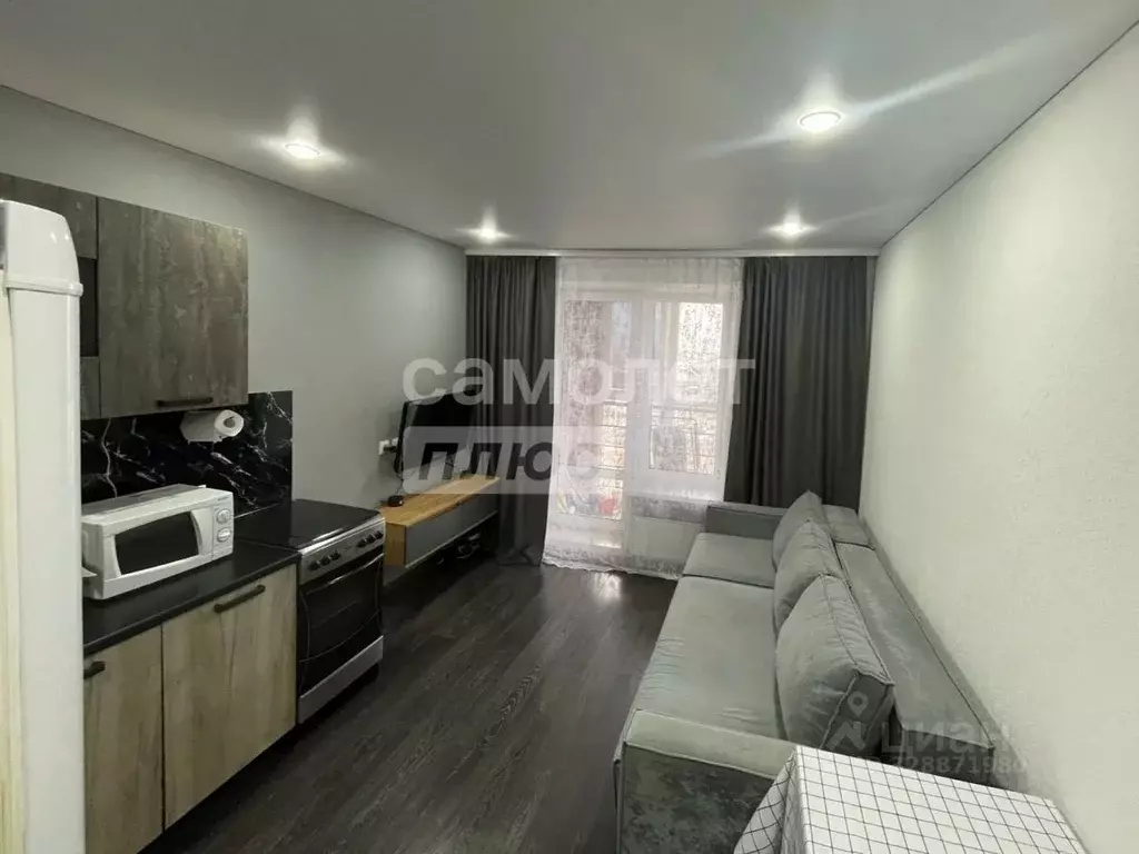 Студия Тюменская область, Тюмень ул. Тимофея Чаркова, 28 (20.6 м) - Фото 1