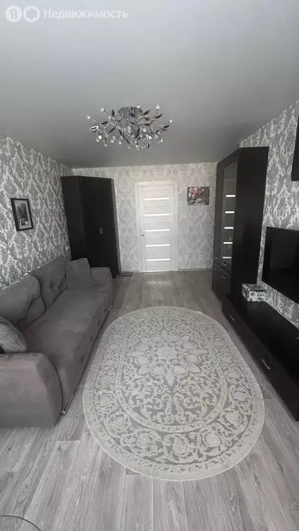 3-комнатная квартира: Волгоград, улица Генерала Штеменко, 54 (59.2 м) - Фото 0
