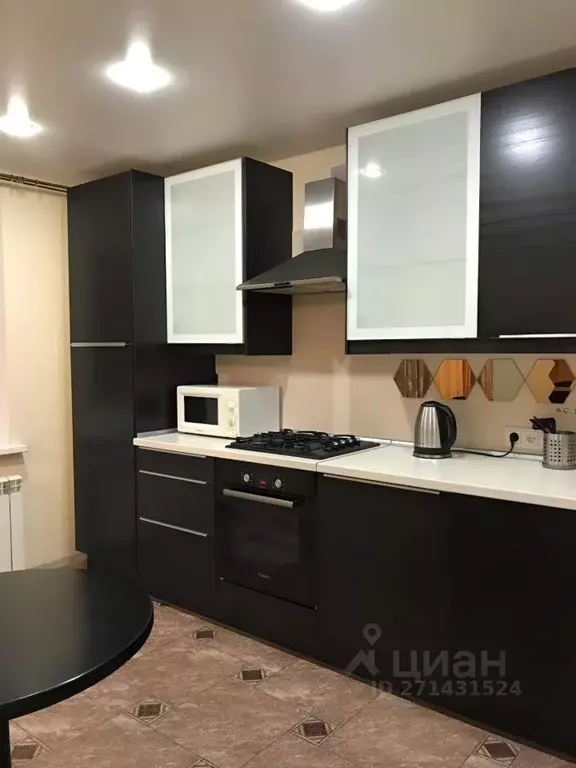 2-к кв. Татарстан, Казань ул. Салиха Батыева, 5 (56.0 м) - Фото 0