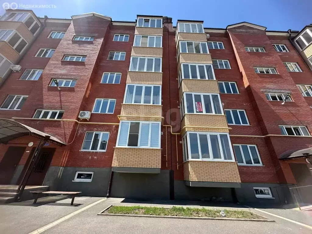 3-комнатная квартира: Владикавказ, улица Хадарцева, 37А (89 м) - Фото 2