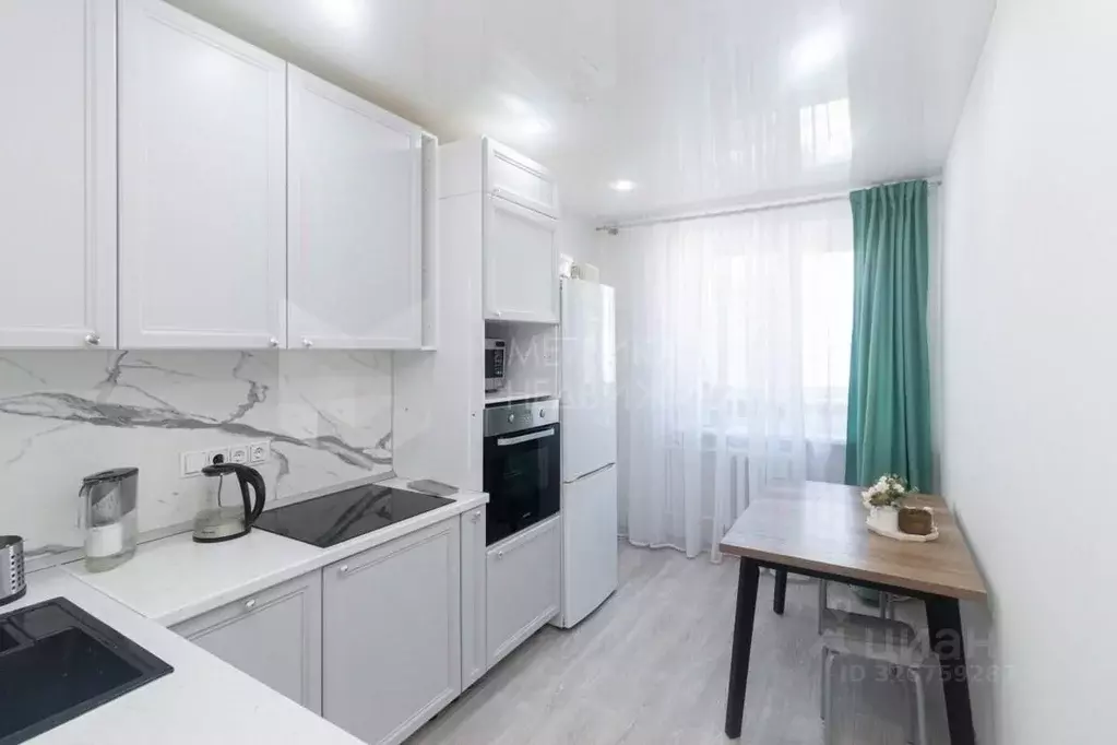 2-к кв. Тюменская область, Тюмень Микрорайон мыс, ул. Малиновского, ... - Фото 1