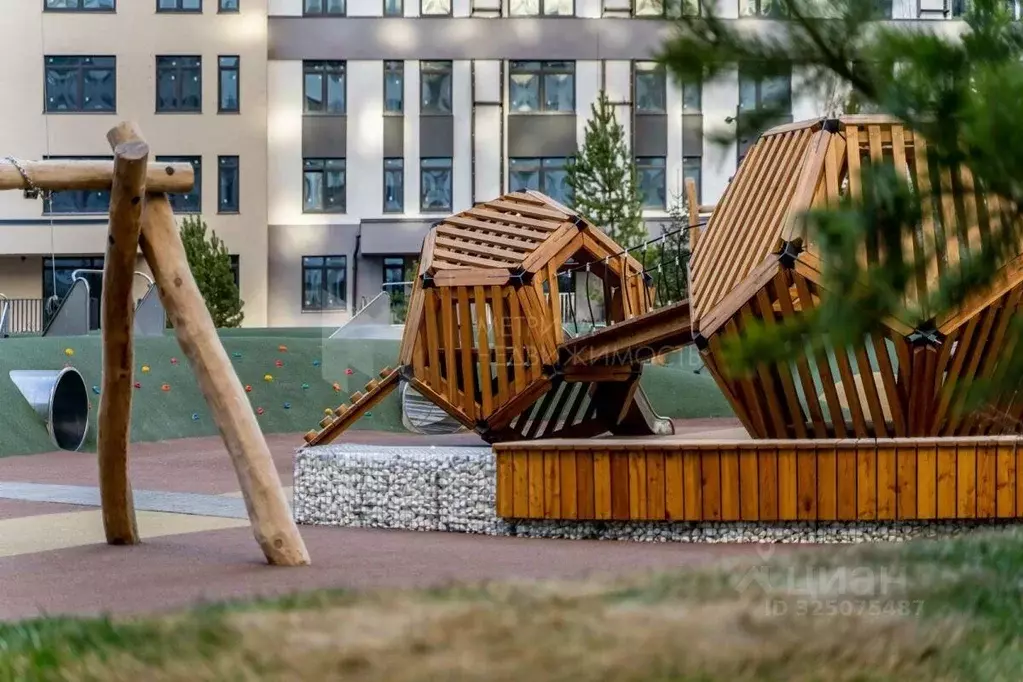 2-к кв. Тюменская область, Тюмень Харьковская ул., 72А (58.7 м) - Фото 1