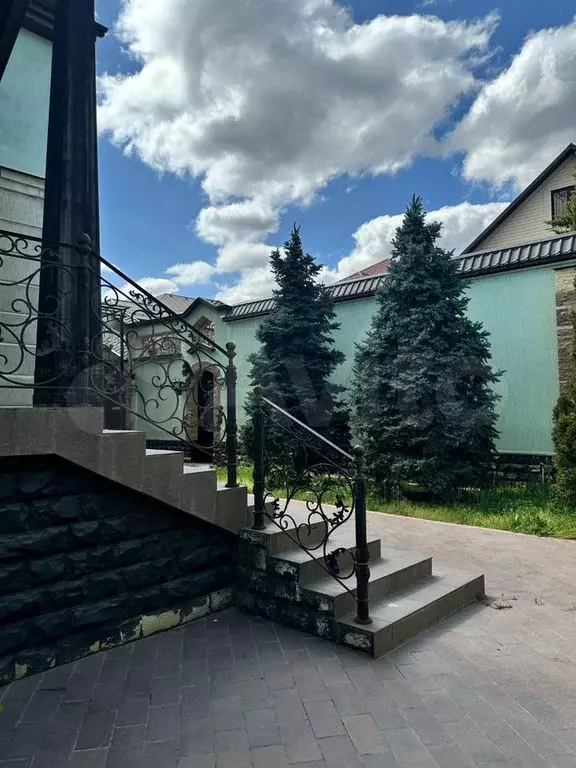 Дом 540 м на участке 6,8 га - Фото 0