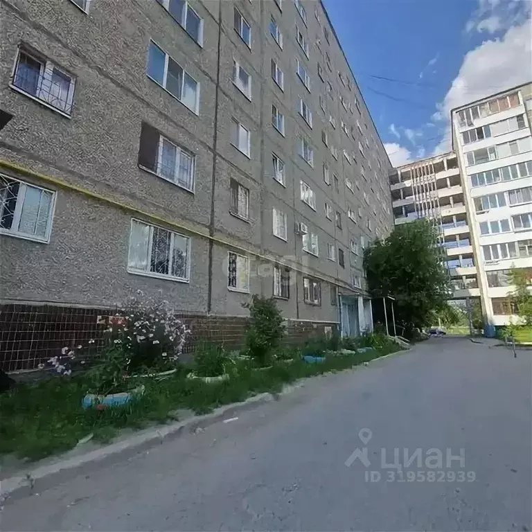 2-к кв. Свердловская область, Екатеринбург ул. Волгоградская, 41 (42.4 ... - Фото 0