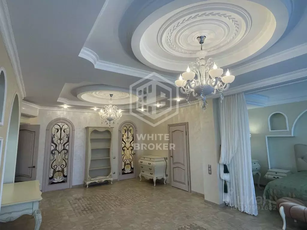 5-к кв. Крым, Ялта ул. Таврическая, 2Б (205.0 м) - Фото 1