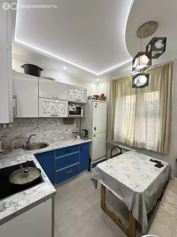 2-комнатная квартира: Нерюнгри, проспект Геологов, 61/2 (55 м) - Фото 1