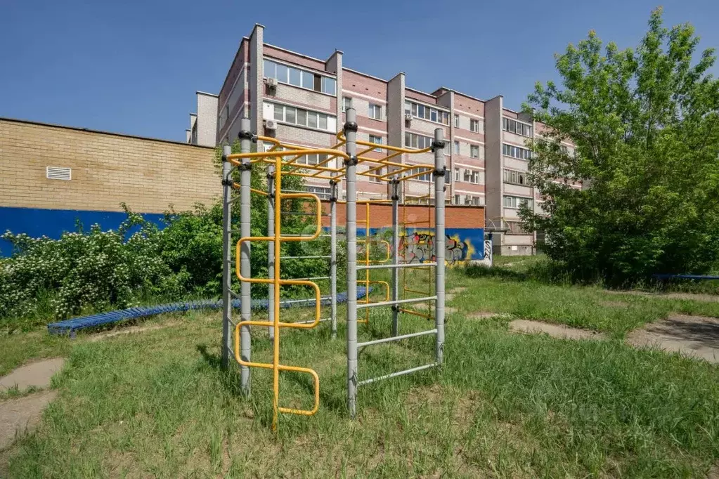 1-к кв. Татарстан, Набережные Челны просп. Раиса Беляева, 68 (38.4 м) - Фото 2