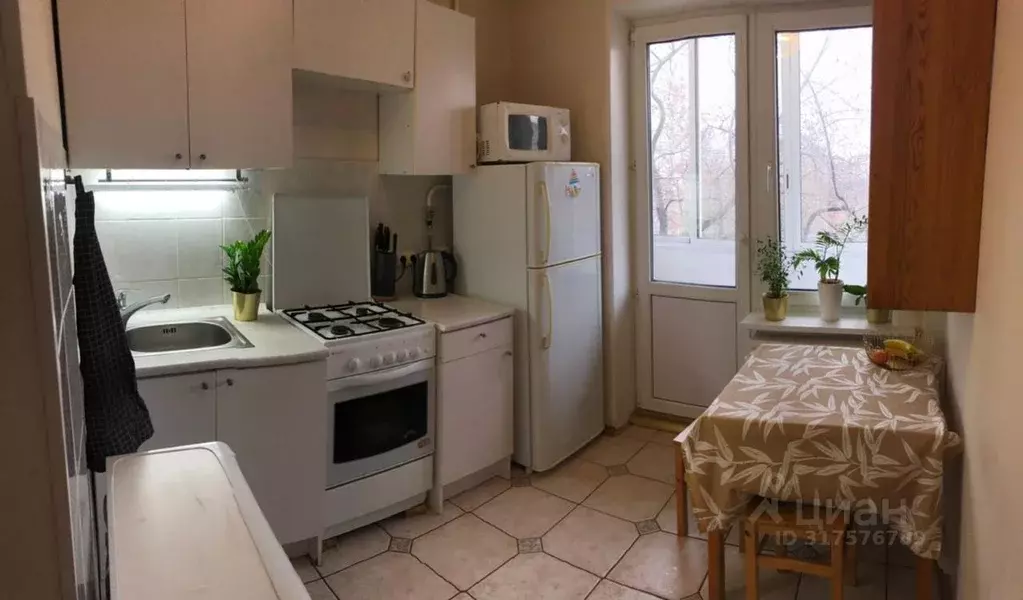 2-к кв. Москва ул. Жебрунова, 5 (40.0 м) - Фото 1