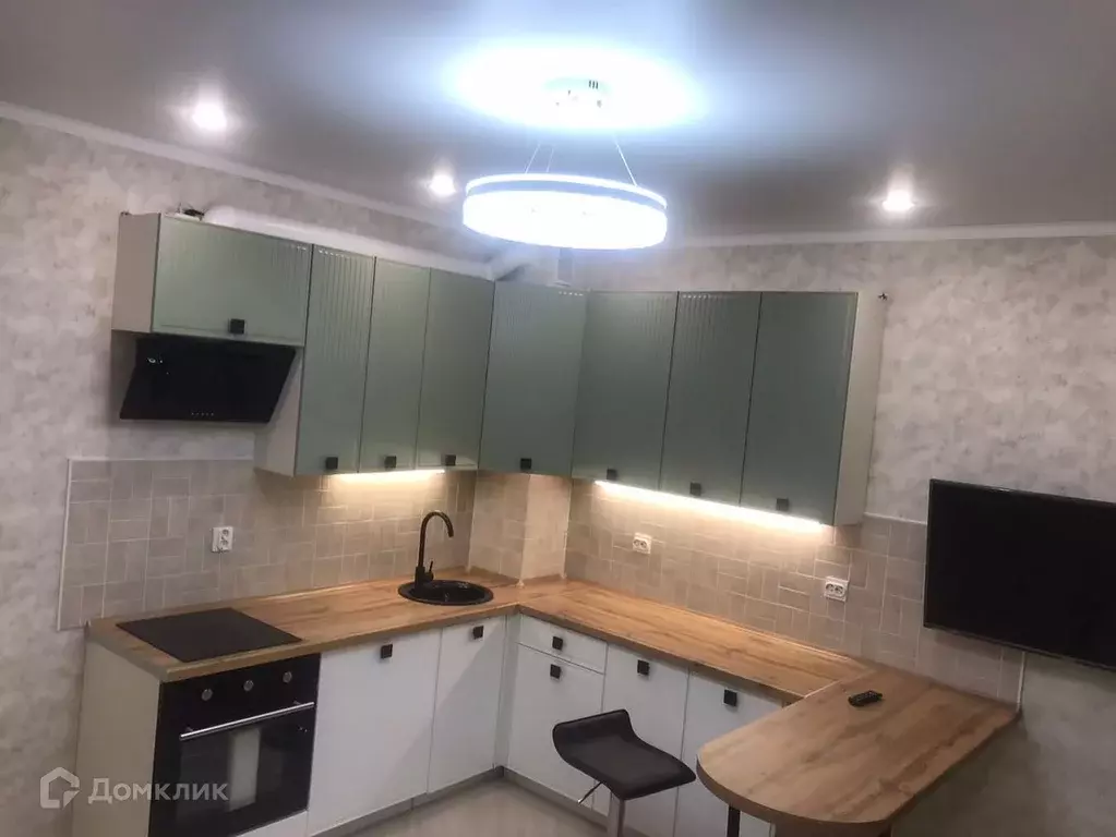 Продаётся 2-к квартира, 70 м - Фото 0