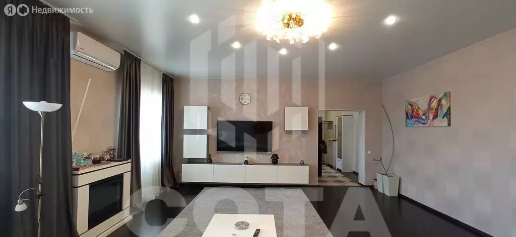 3-комнатная квартира: село Ямное, улица Атамана Платова, 2/2 (124.4 м) - Фото 1