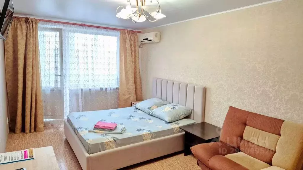 1-к кв. Оренбургская область, Орск Новый город мкр, просп. Ленина, 79 ... - Фото 0