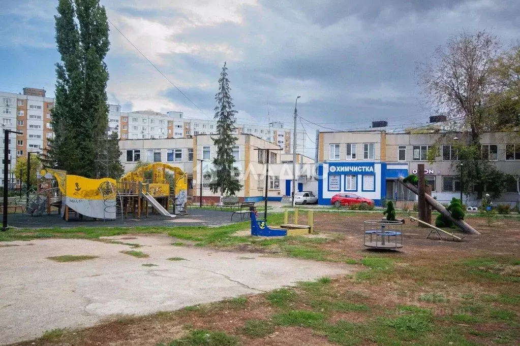 1-к кв. Саратовская область, Балаково Октябрьская ул., 42 (29.7 м) - Фото 1