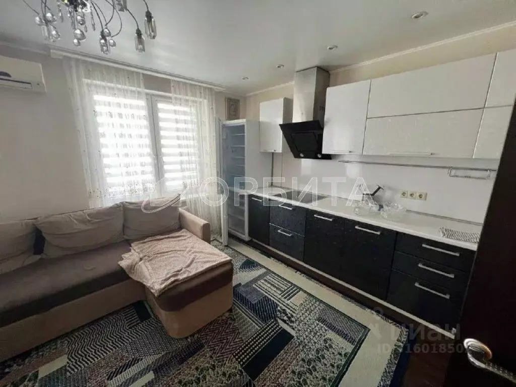 2-к кв. Тюменская область, Тюмень ул. Газовиков, 67 (54.0 м) - Фото 0