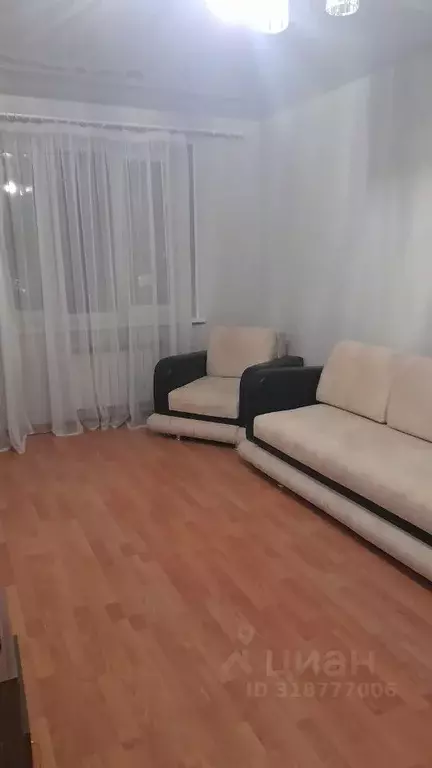 2-к кв. Ульяновская область, Ульяновск ул. Кирова, 6к1 (65.0 м) - Фото 0