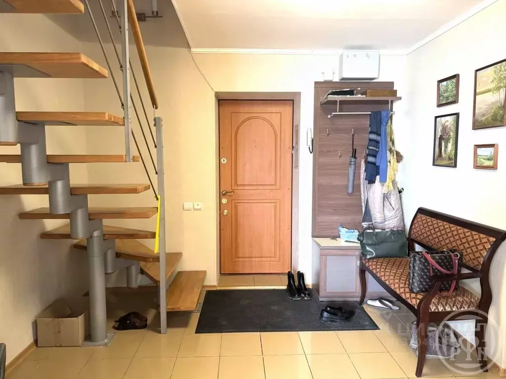 5-к кв. Ленинградская область, Гатчина бул. Авиаторов, 3 (119.0 м) - Фото 1