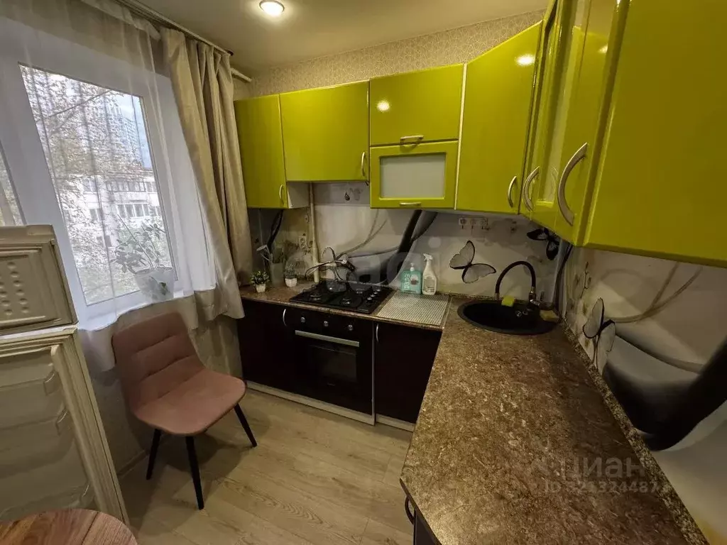 2-к кв. Пермский край, Пермь ул. Революции, 62 (46.2 м) - Фото 1