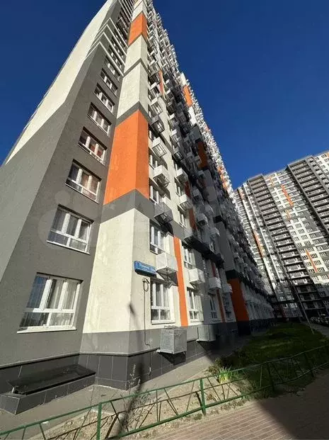 Квартира-студия, 23,5м, 18/23эт. - Фото 1