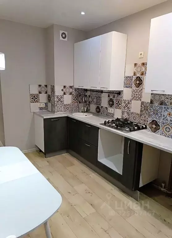 1-к кв. Татарстан, Лаишевский район, Столбищенское с/пос, с. Усады ул. ... - Фото 1