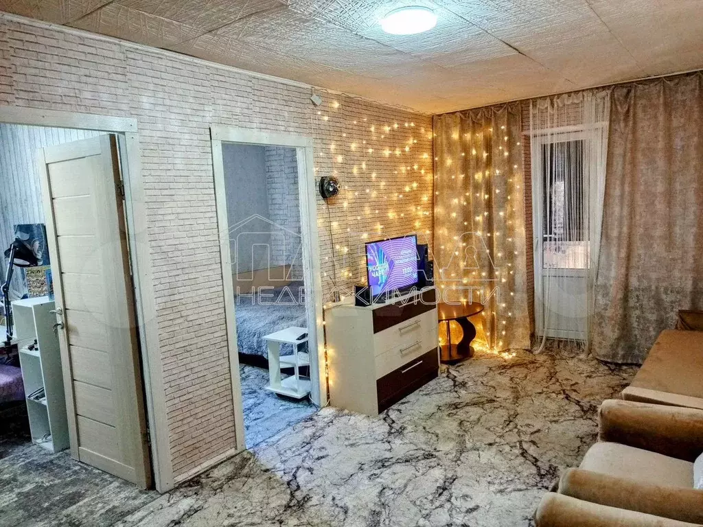 4-к. квартира, 57 м, 2/2 эт. - Фото 0